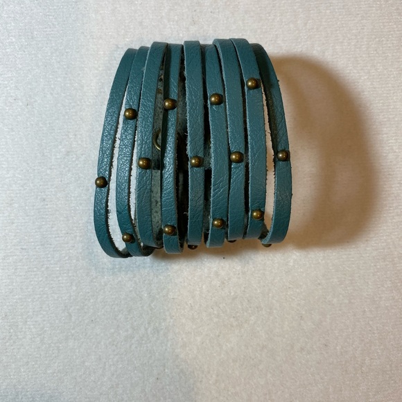 Adjustable Turquoise Leather Cuff, NWOT - Picture 2 of 3